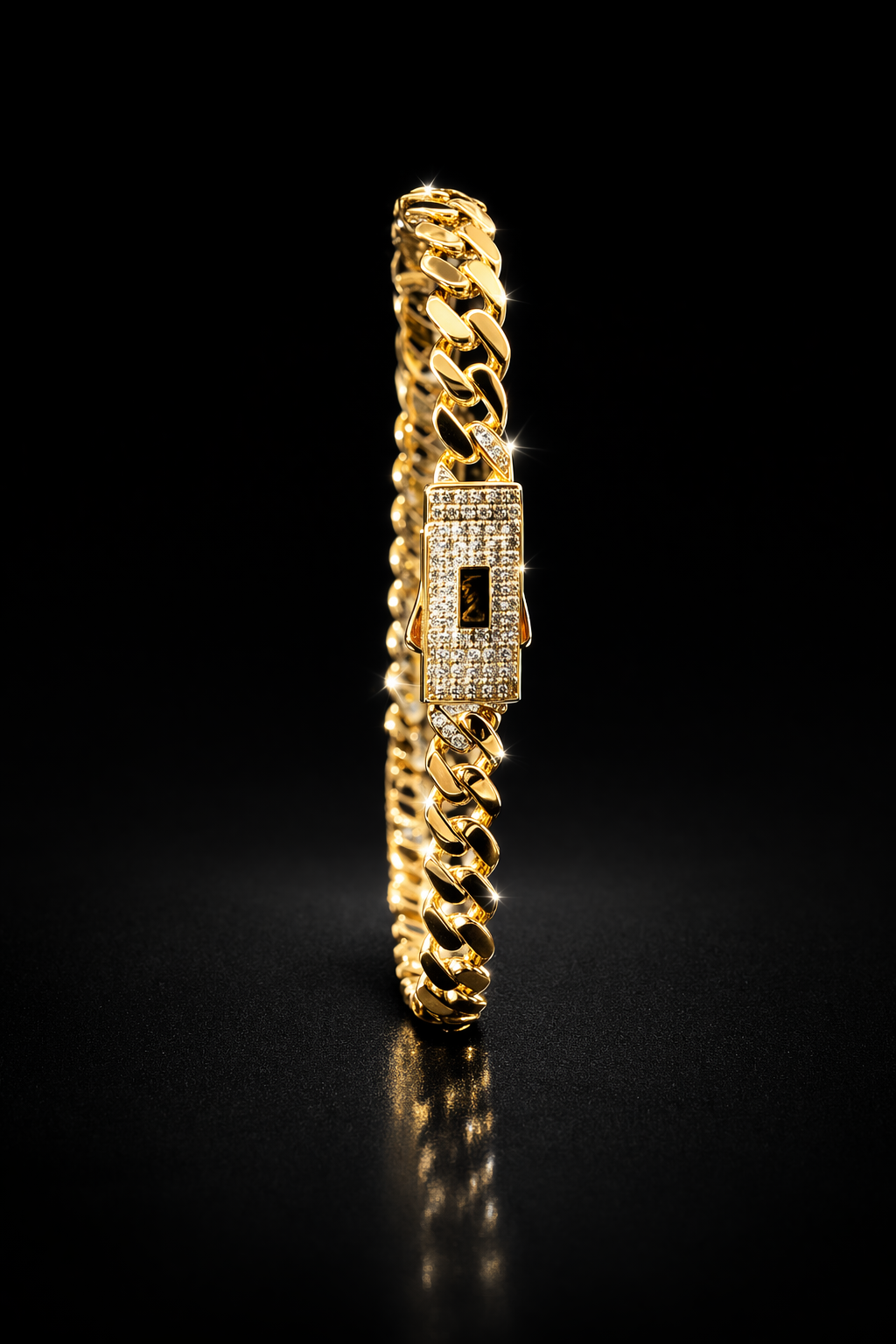 Pulsera cubana con broche adiamantado