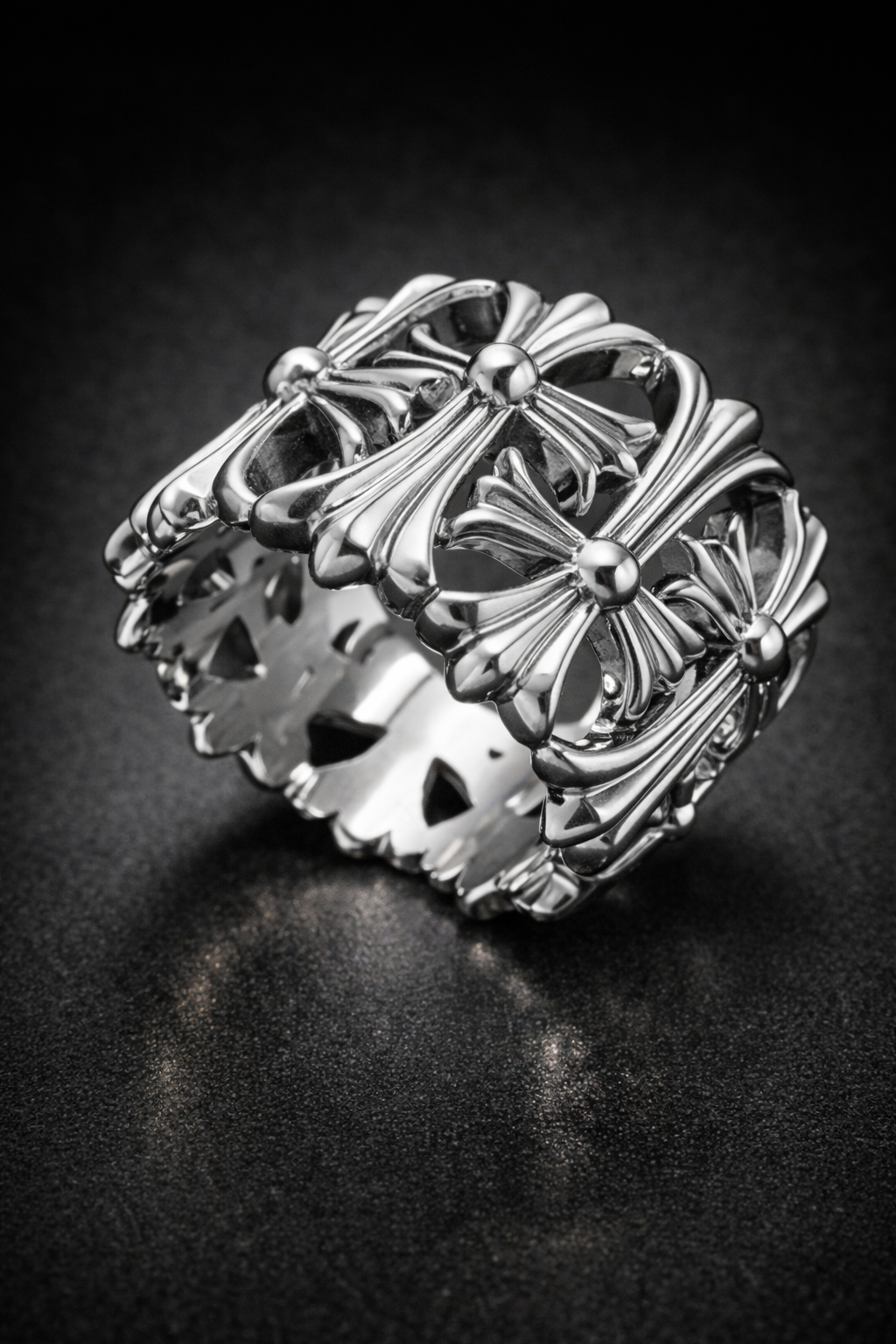Anillo Cruces Chrome Hearts