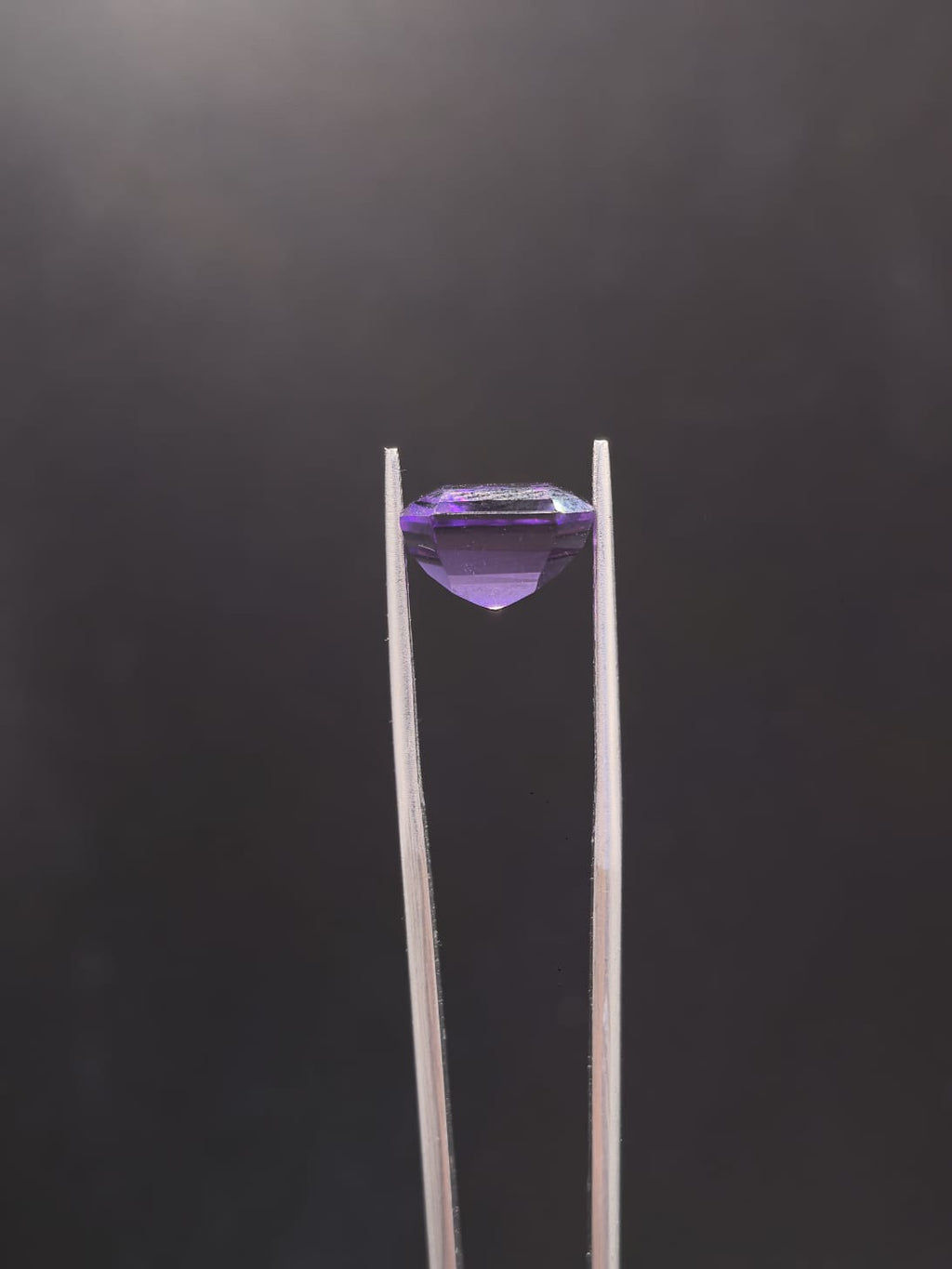 Amatista corte esmeralda de 7.87ct