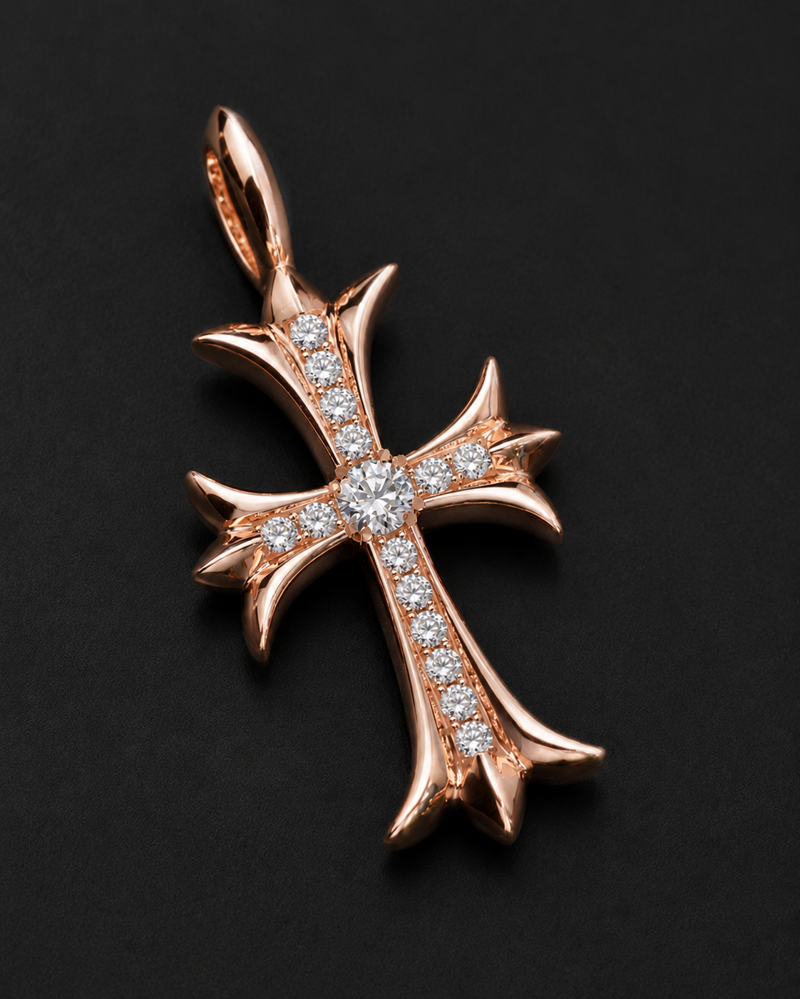 Dije Cruz Adiamantada chrome hearts