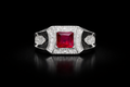 Anillo de rubí y diamantes naturales