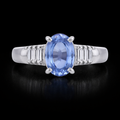 Anillo de zafiro con diamantes