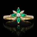 Anillo nochebuena de esmeraldas con diamantes