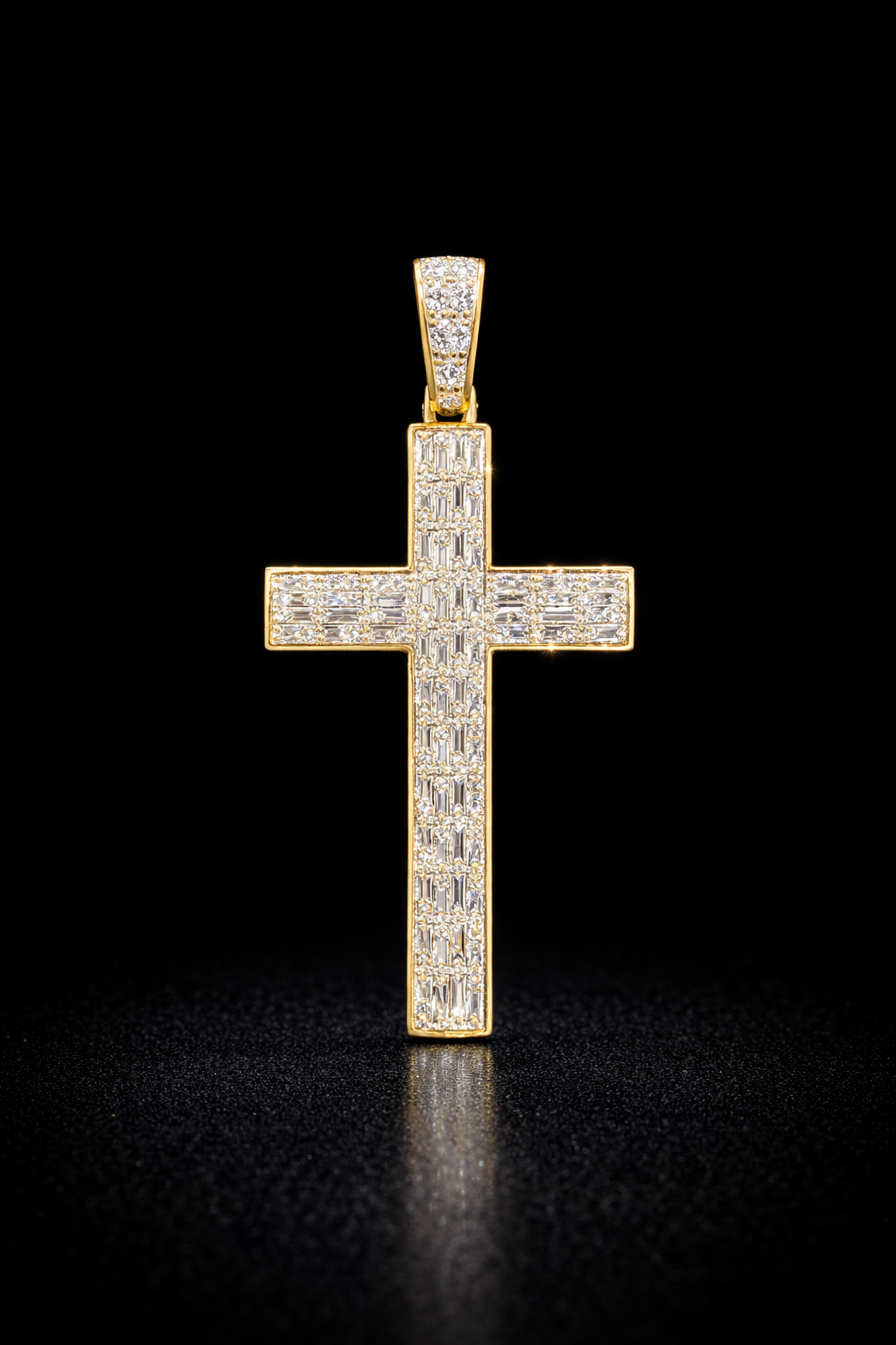 Dije Cruz con diamantes naturales oro 14k