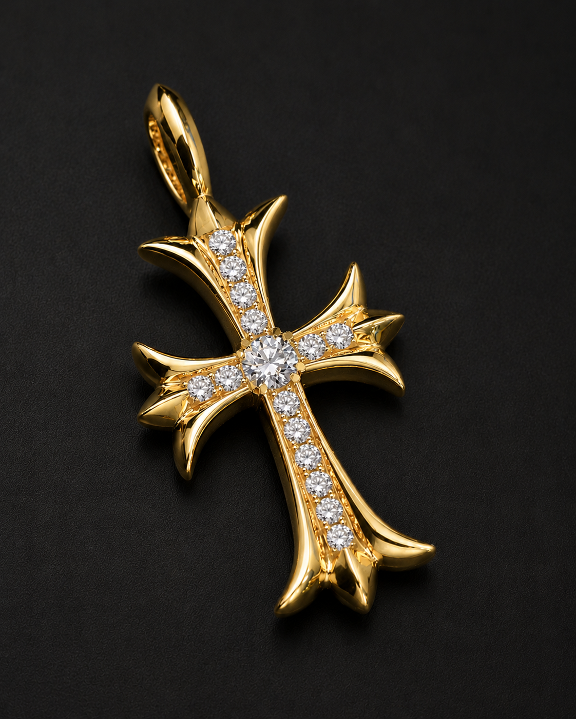 Dije Cruz Adiamantada chrome hearts