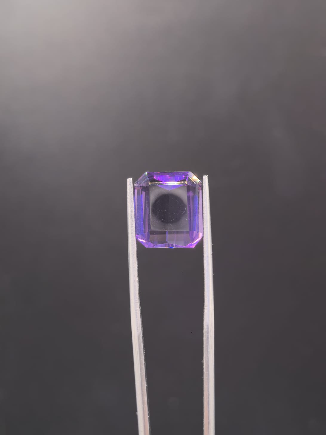 Amatista corte esmeralda de 7.87ct